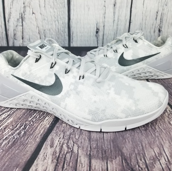 nike metcon 3 white camo